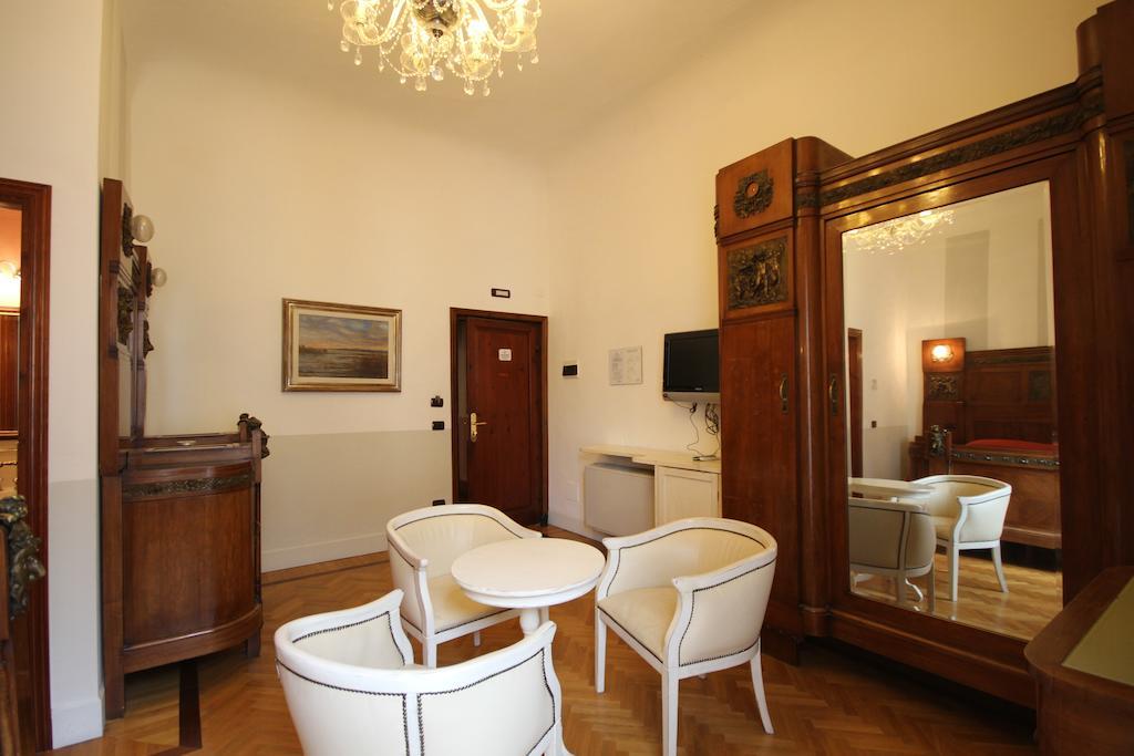 Villino Il Magnifico Bed & Breakfast Florence Room photo